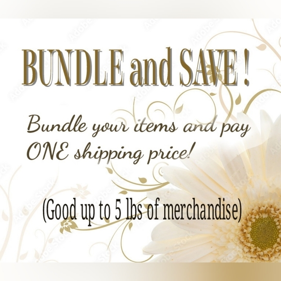 🟢$5 ! NWT Multi layer rhinestone locket necklace - Picture 3 of 3